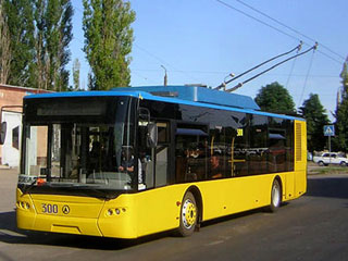 Обрив лінії тролейбуса №8