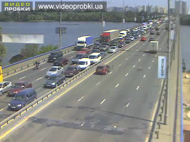 Затор на Московском мосту